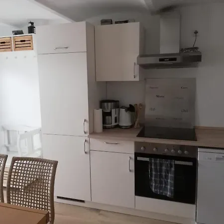 Storchennest Apartman *